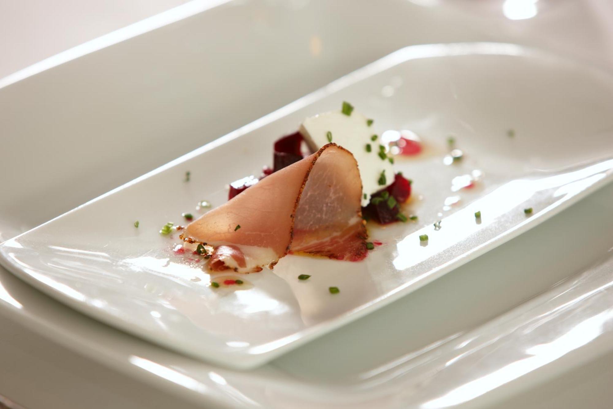 Hotel Restaurant Roessli Бад Рагаз Екстериор снимка