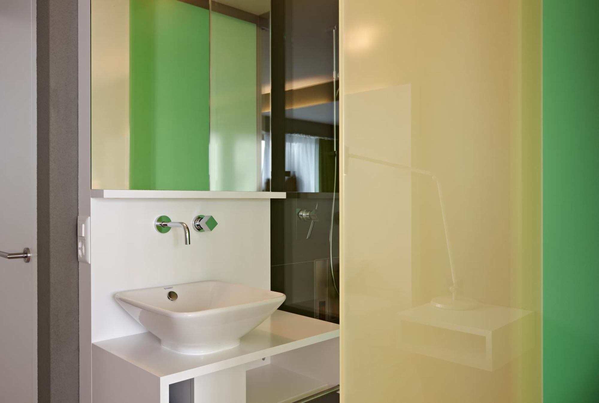 Hotel Restaurant Roessli Бад Рагаз Екстериор снимка